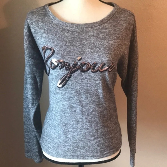 🍁Super soft sweater 🍁 - Picture 1 of 5
